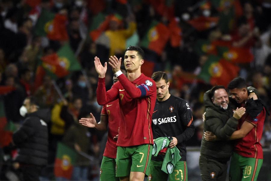 ¡Macedonia enloquece, Portugal avanza y los golazos de Bale! Las postales de la primera ronda de repechajes en Europa
