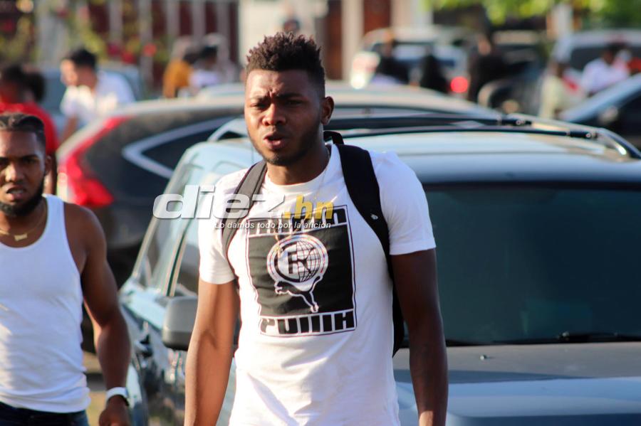 ¡Looks y el lujoso regalo de Romell Quioto a su mamá! Las imágenes del partido benéfico en el complejo Wilson Palacios