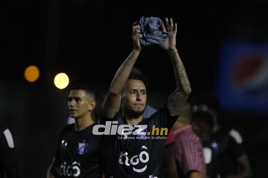 ¡Bronca y también abrazos! Las imágenes que dejó el cierre de la fecha 8 del Clausura en el Micheletti