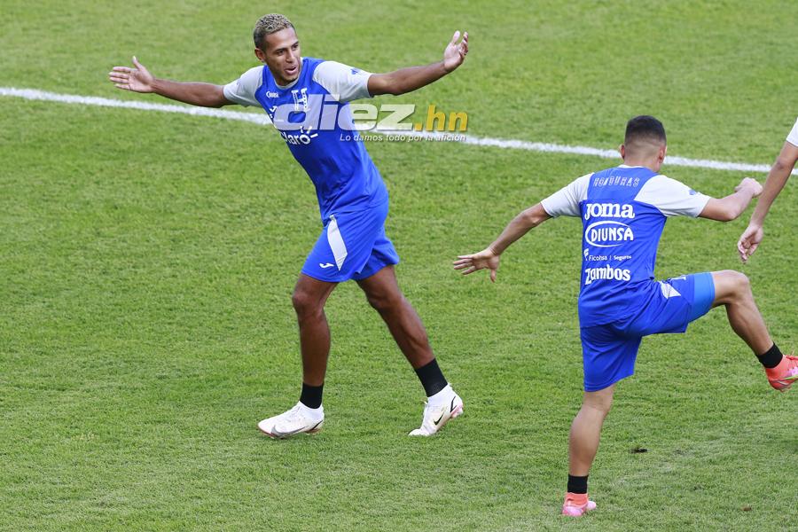 ¡La charla del Bolillo y buen ambiente! Las imágenes del primer entreno de Honduras de cara al amistoso con Colombia