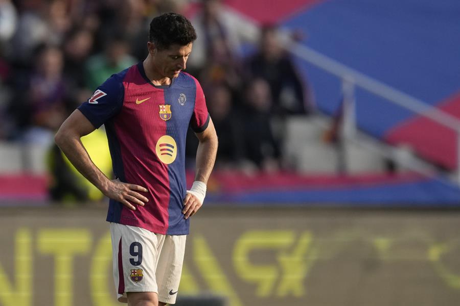 El motivo del enfado de Barcelona con el VAR, Raphinha el más afectado y por qué jugaron de blanco ¿maldición?