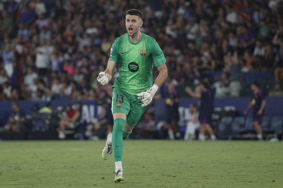 El polémico penal que indignó al Barcelona y Pedri lidera la remontada; Flick lo puso de titular y acaba con los rumores