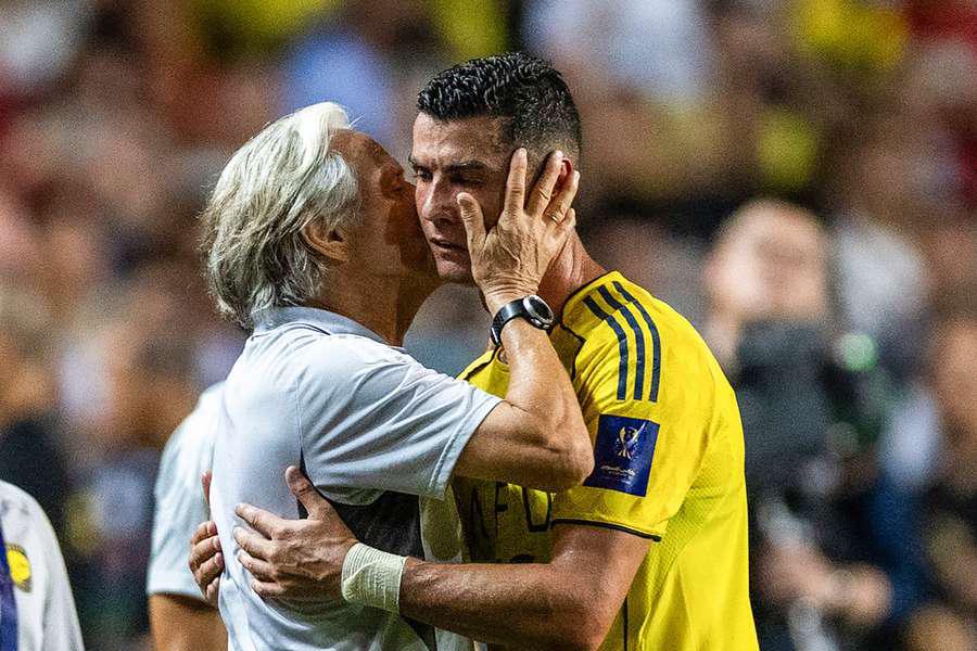 El gesto de Cristiano Ronaldo con sus compañeros y la amargura tras perder otro título con Al Nassr