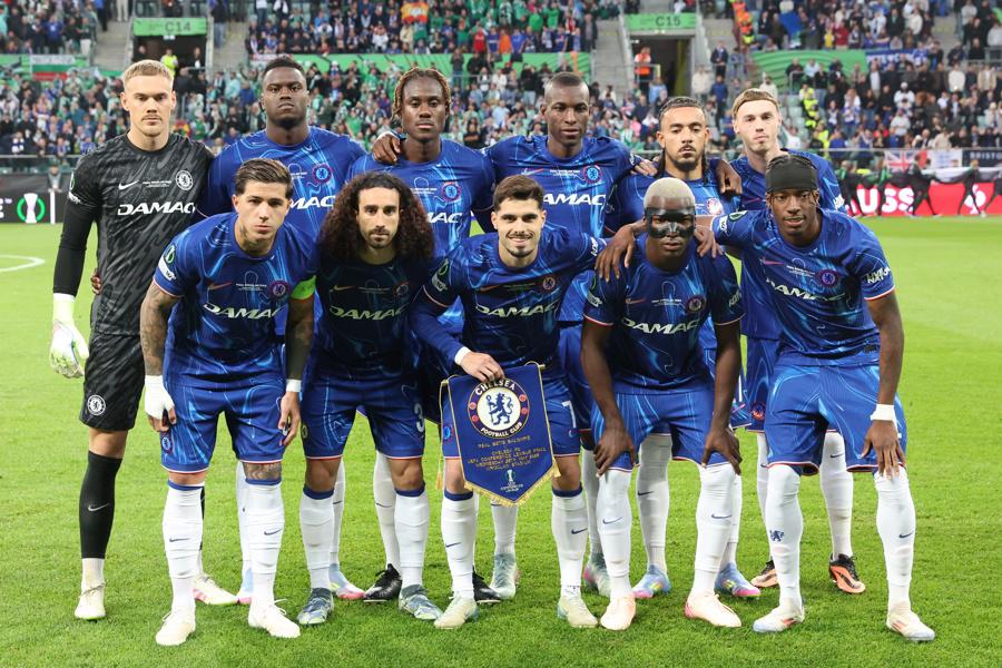 Chelsea consigue lo que nadie ha hecho: festejo por el título, el jugador que se comió a Antony y un Betis destrozado