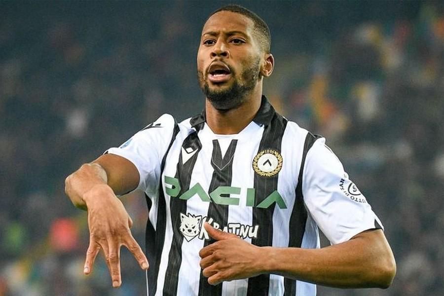 De trabajar en KFC a ser comprado por 25 millones para jugar en la Premier y revela su sueño con Cristiano Ronaldo