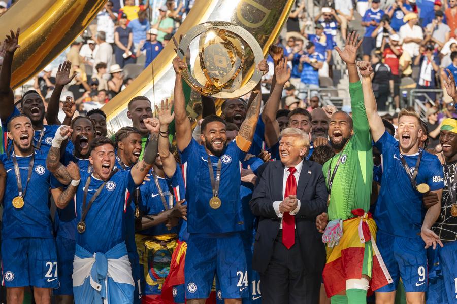 Chelsea tiene una replica: Donald Trump confiesa lo que ocurrió con el trofeo original del Mundial de Clubes