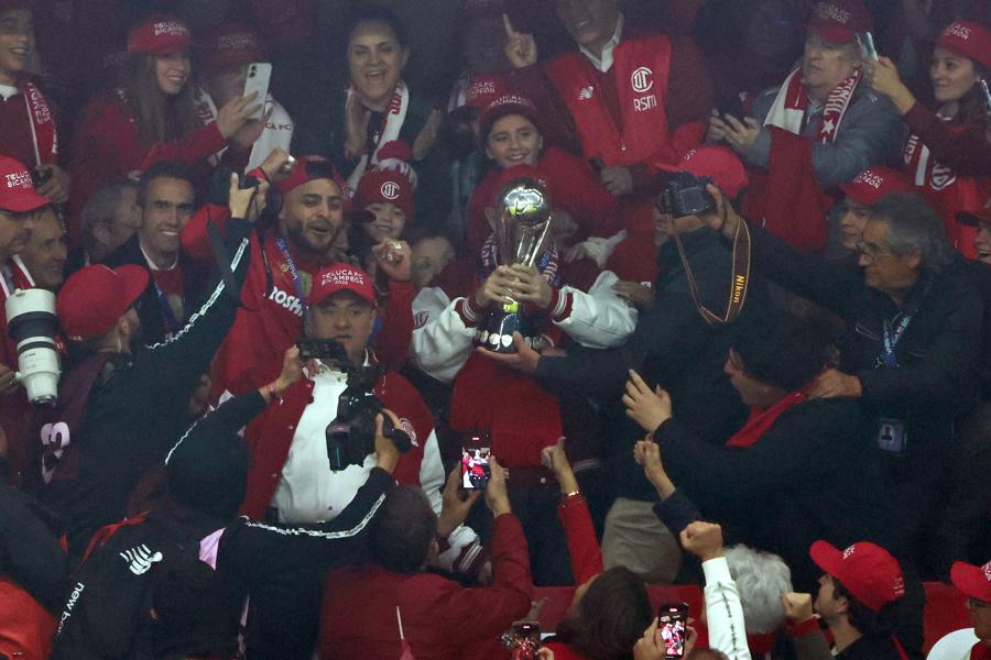 Agresión a Gignac en la final, fiesta del Toluca por la 12 y las lágrimas del 'Turco' Mohamed