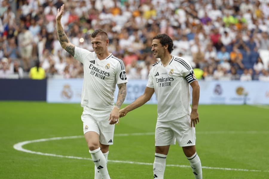 Kroos tỏa sáng trong ngày trở lại khoác áo Real Madrid 3 Real Madrid: Toni Kroos volvió al Bernabéu y lo hizo con gol