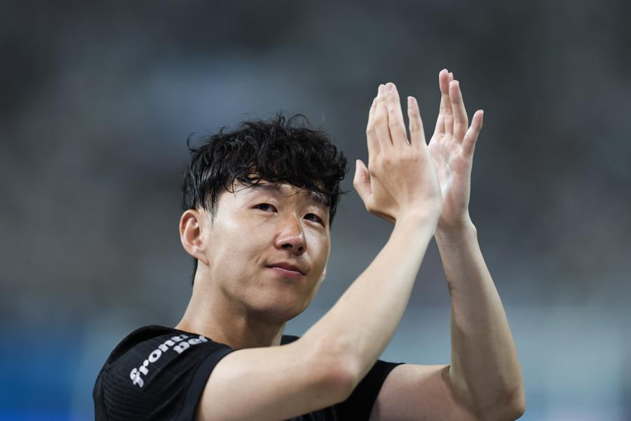 Son llora en su último partido con Tottenham: Te vas como la máxima leyenda de este hermoso club