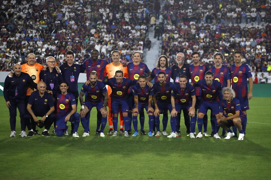 Así se vivió el partido de leyendas de Barcelona y Real Madrid en El Salvador: Yo pensé que estaba en Brasil