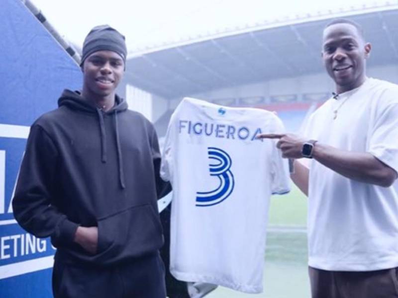 Keyrol Figueroa eligió jugar con la Selección de Honduras y así fue anunciado