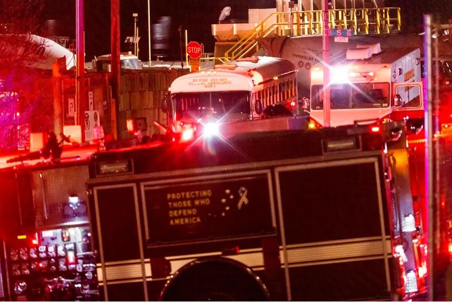 La dura reacción de Trump tras terrible accidente entre un avión y helicóptero en Washington: ¿cuántos víctimas hay?