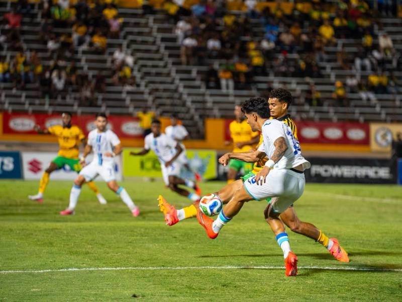 Luis Palma estuvo activo pero solo una vez quedó con el marco de frente pero falló.