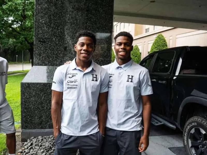 Maynor Figueroa rompe el silencio tras ver a Dereck y Keyrol juntos en la selección