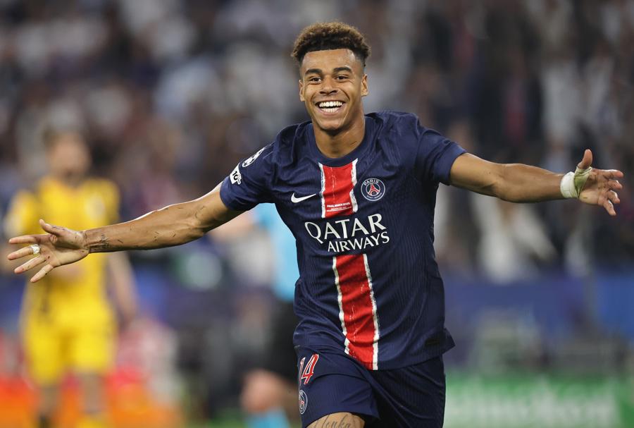 Marcelo le hizo una promesa a Doué tras ganar la Champions... ¡y Neymar la cumple después!