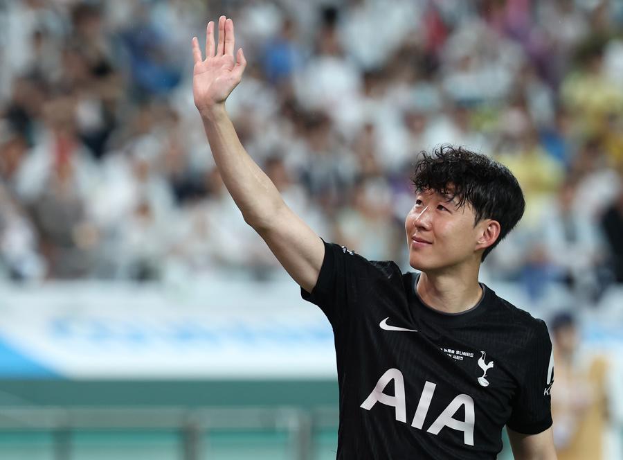 Son llora en su último partido con Tottenham: Te vas como la máxima leyenda de este hermoso club