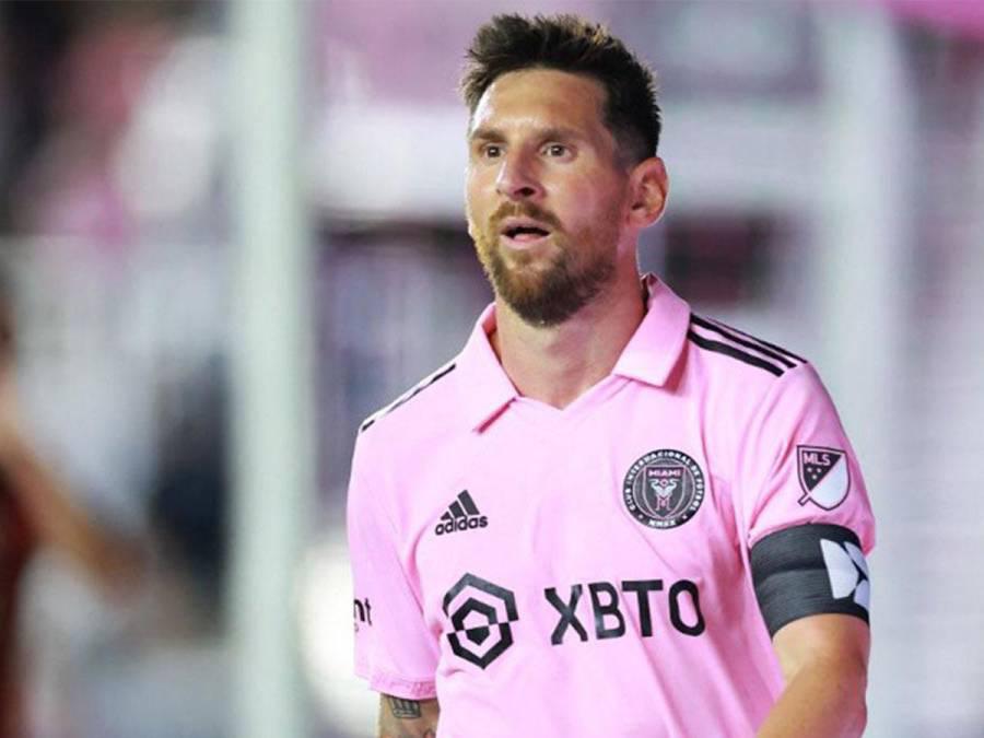 Auzmendi por encima de Messi en 2023: el récord del pistolero que pone en el mapa mundial al fútbol de Honduras