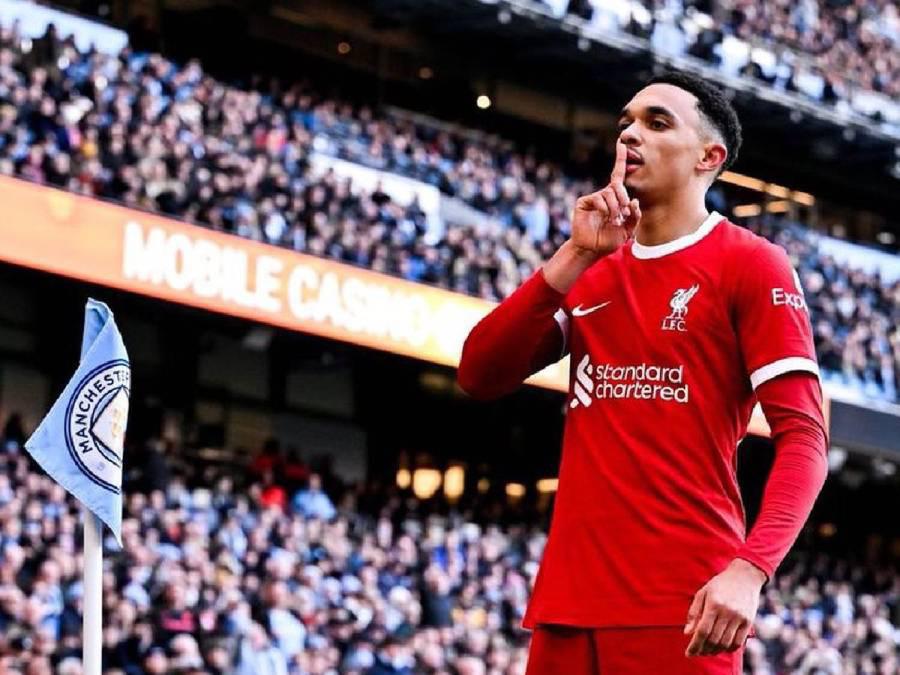 El calvario que vive futbolista del Liverpool por recibir acoso de una mujer: “Envía fotos obscenas”