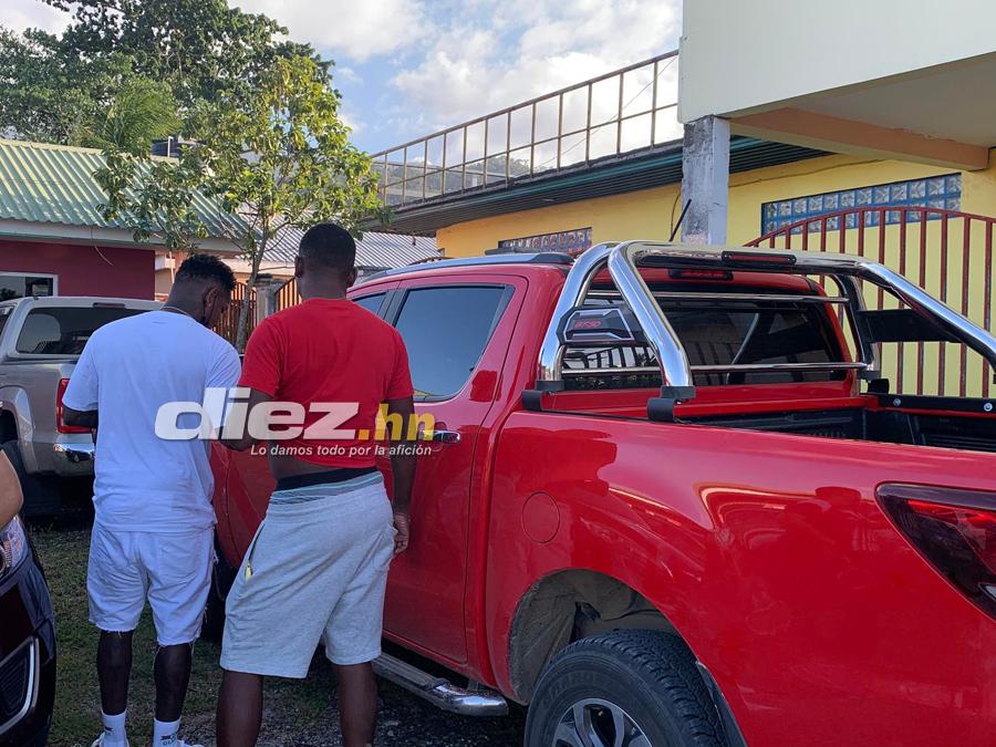 ¡Looks y el lujoso regalo de Romell Quioto a su mamá! Las imágenes del partido benéfico en el complejo Wilson Palacios