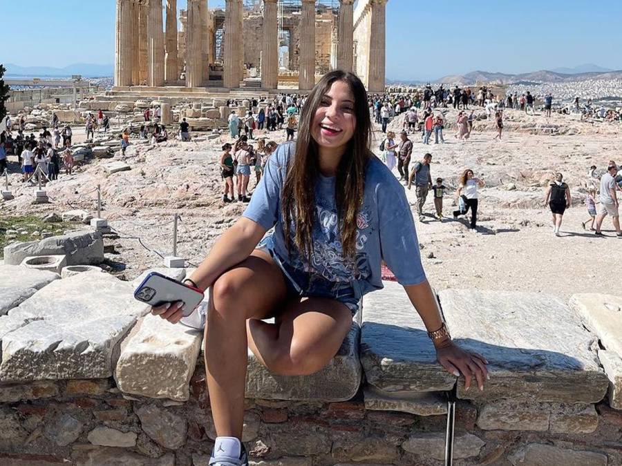 ¿De qué equipo es? Así es Annie Córdova, la chica que conquistó a Luis Palma y se robó las miradas en la Liga de Naciones