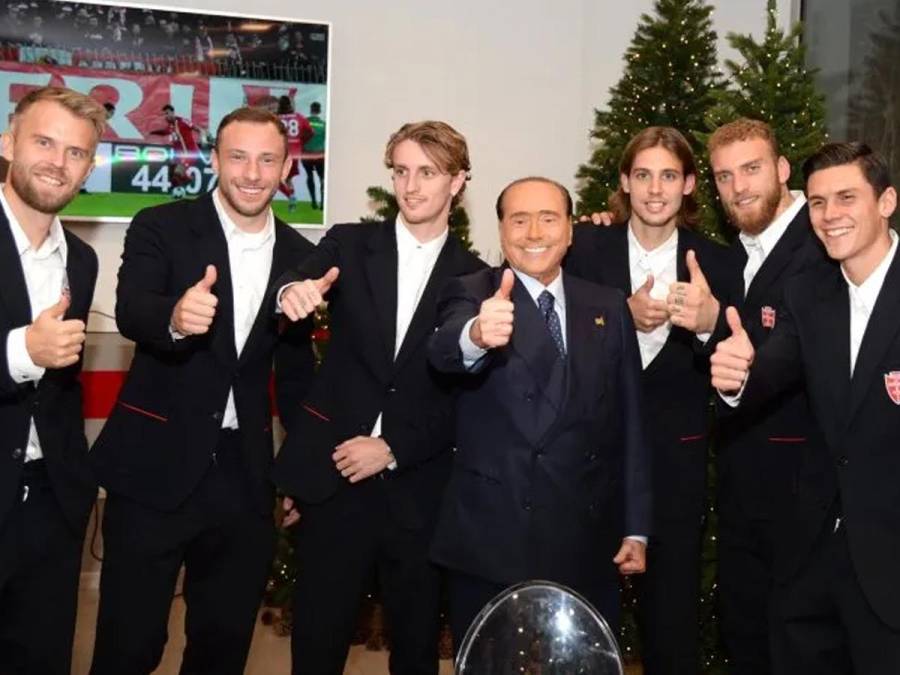 Por qué Silvio Berlusconi, presidente del Monza de la Serie A de Italia, le  ofreció 'un