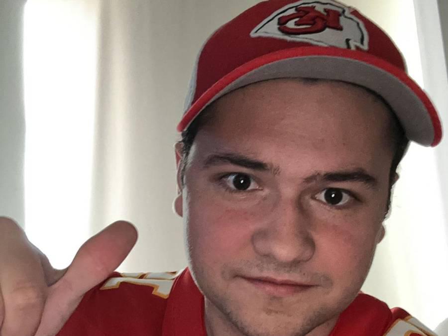 Periodista termina relación con ex futbolista e influencer quiere conquistarla: “Tus ojos me recuerdan la época dorada del Barça”