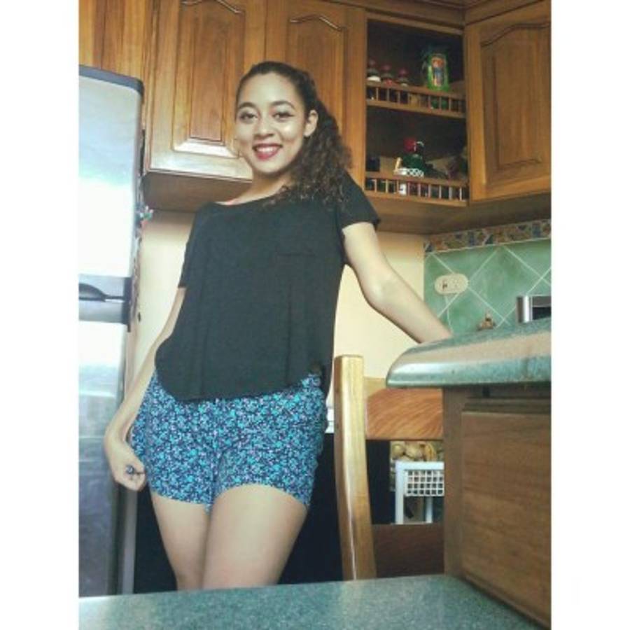 Ella es Escarleth Desire, la hermosa volante del Platense Femenino