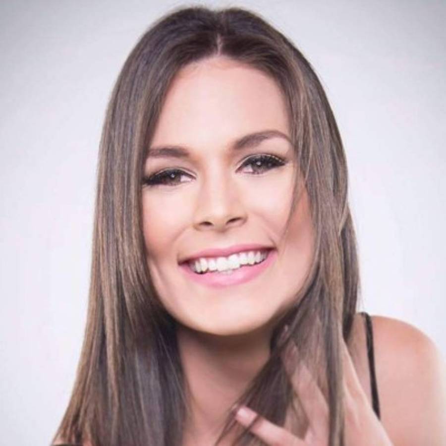 Jennifer Segura, la hermosa periodista tica aficionada al equipo del 'Ro-Ro'