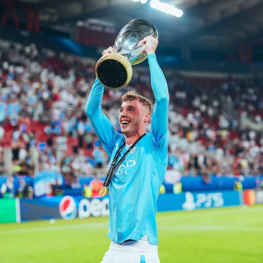 El inesperado delantero que fue ofrecido a Real Madrid, Mbappé toma decisión final y la décima salida de Barcelona