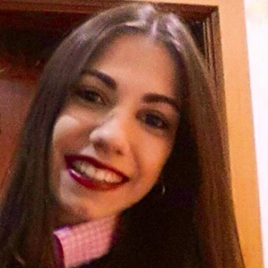 En fotos: La delgada chica portuguesa que le robó el corazón a Jonathan Rubio