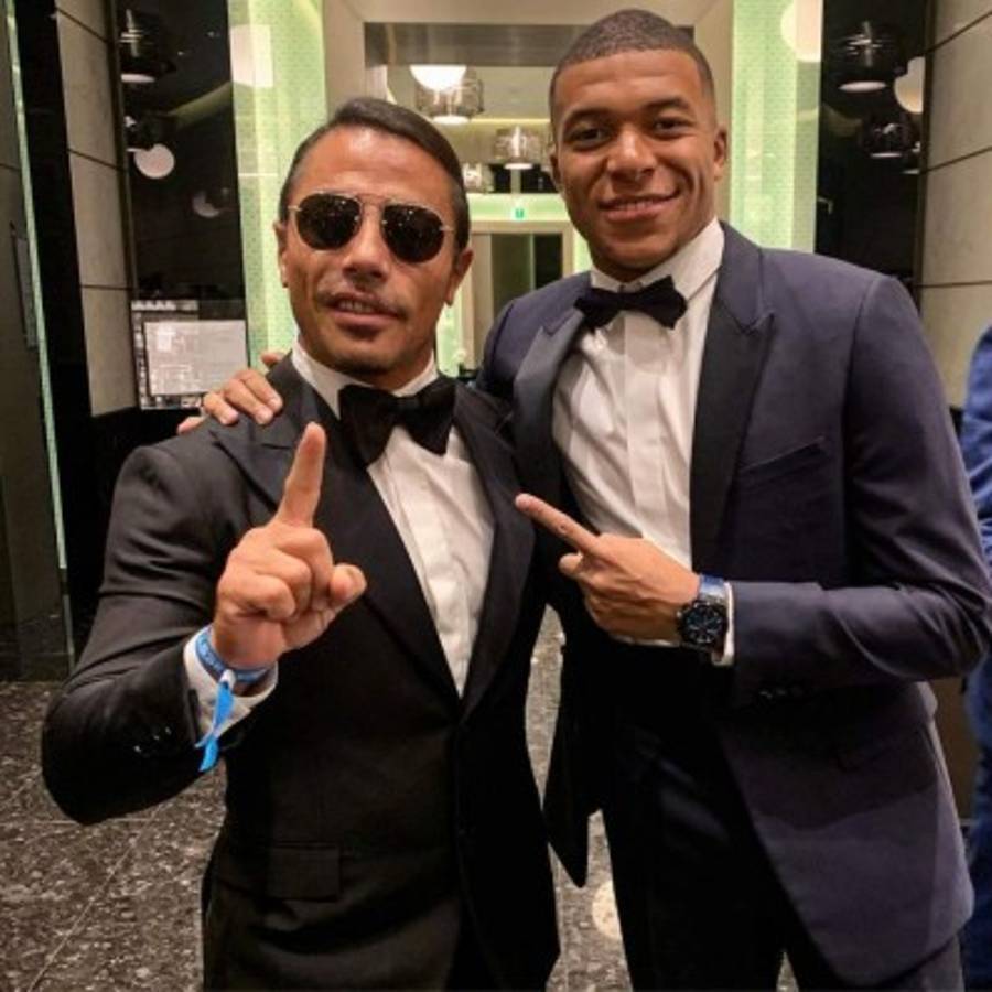 Fotos: Así es la vida de Salt Bae, el excéntrico cocinero turco al que tanto aman los futbolistas