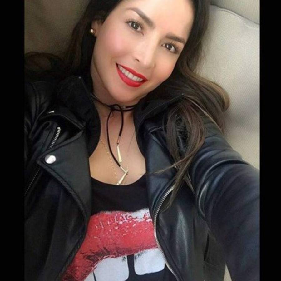 FOTOS: Carmen Villalobos, la sexy aficionada de la selección de Colombia