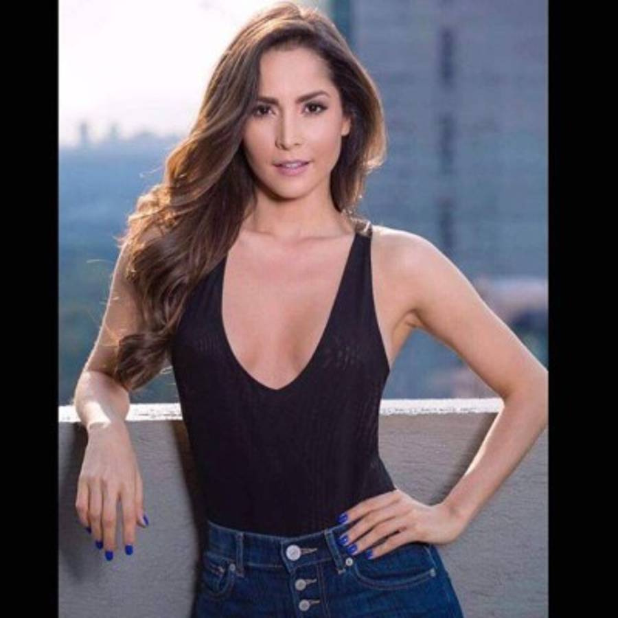 FOTOS: Carmen Villalobos, la sexy aficionada de la selección de Colombia