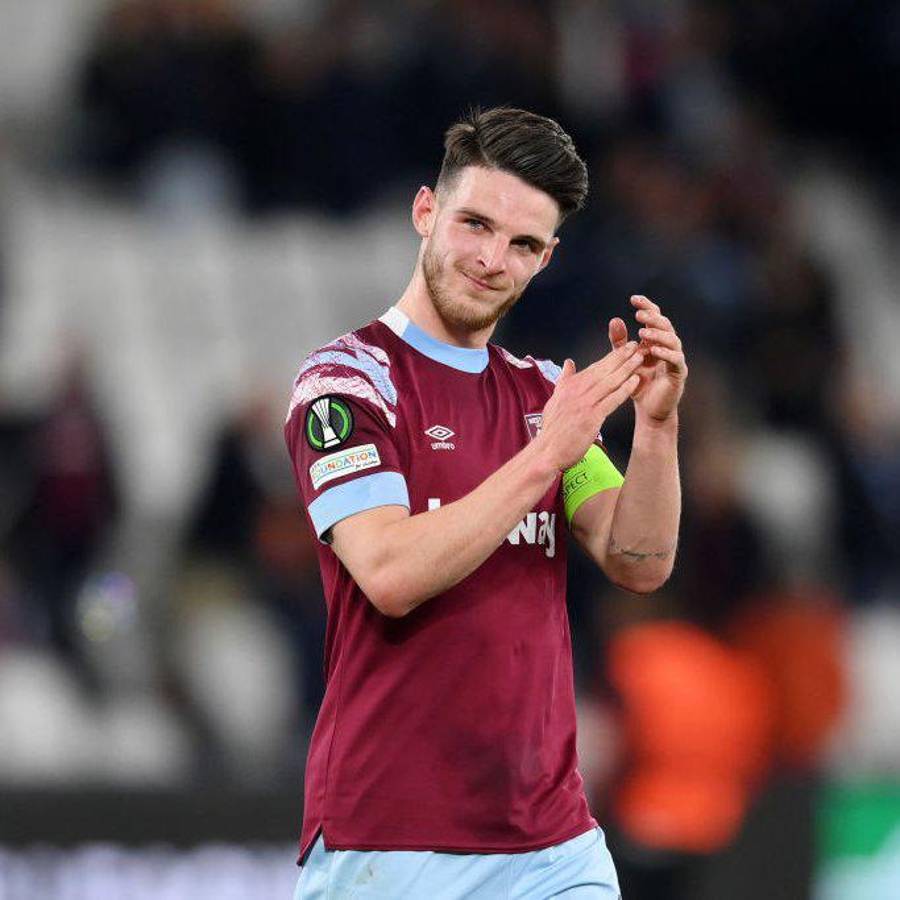 Mercado: Real Madrid y los tres fichajes bomba; Cristiano se ofreció a histórico club y giro inesperado en Barcelona