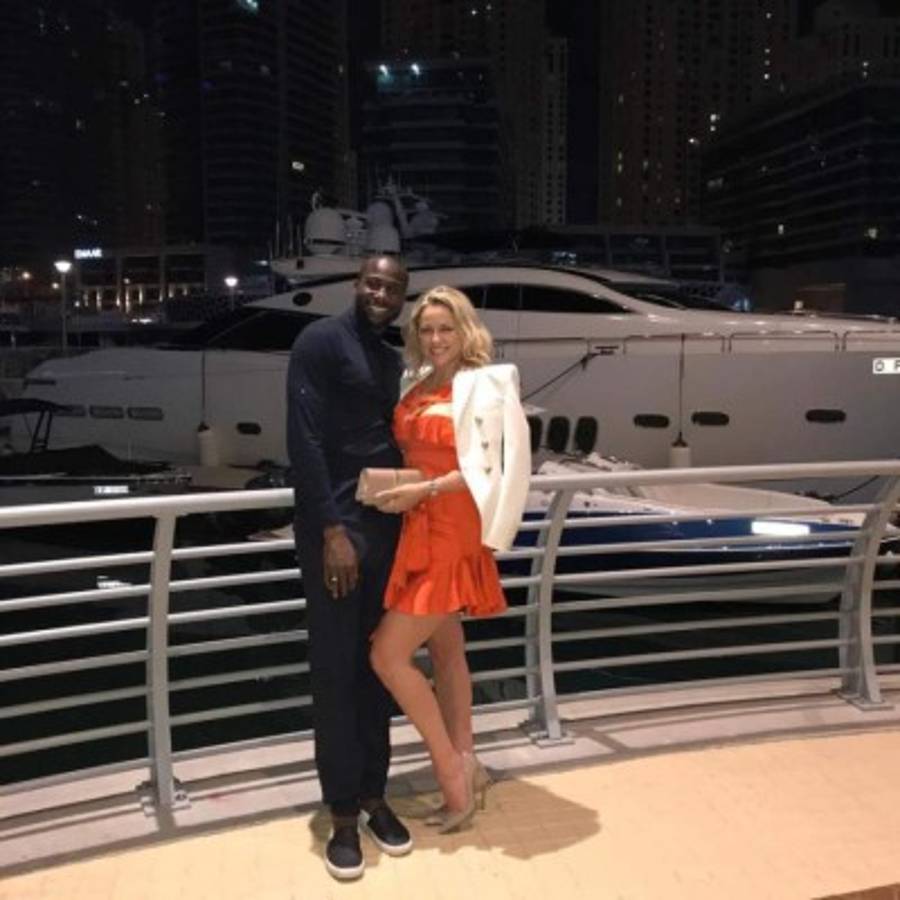 ¡Belleza! La espectacular novia de futbolista del Cardiff, equipo que ascendió a la Premier League