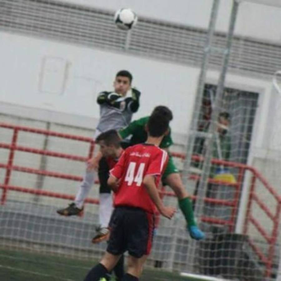 Así juega José Manuel, el niño al que comparan con Keylor Navas