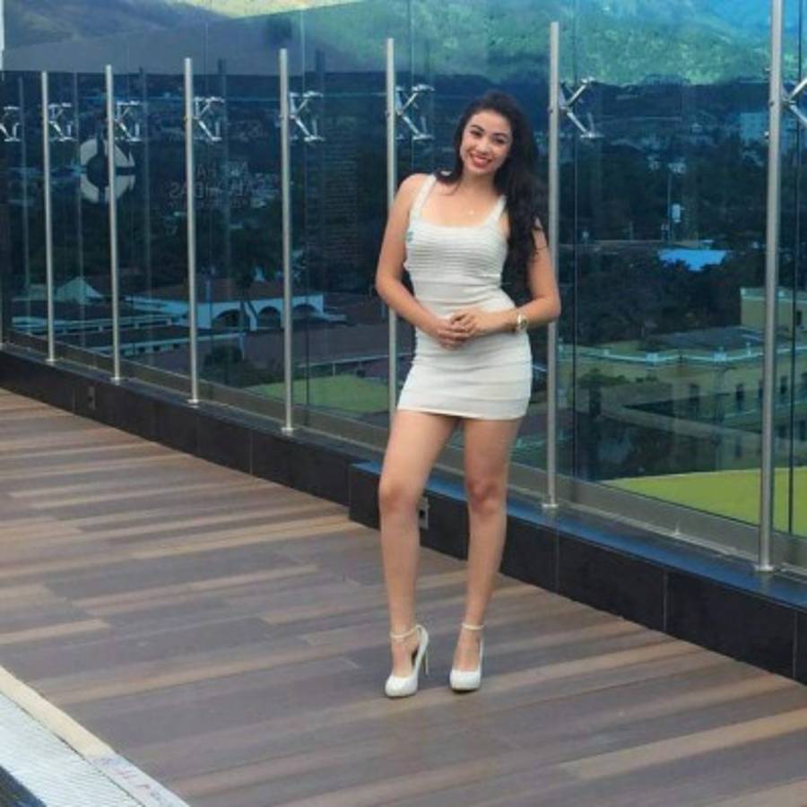 Conductora del programa MotaguaTV es acusada de ser fan del Real España