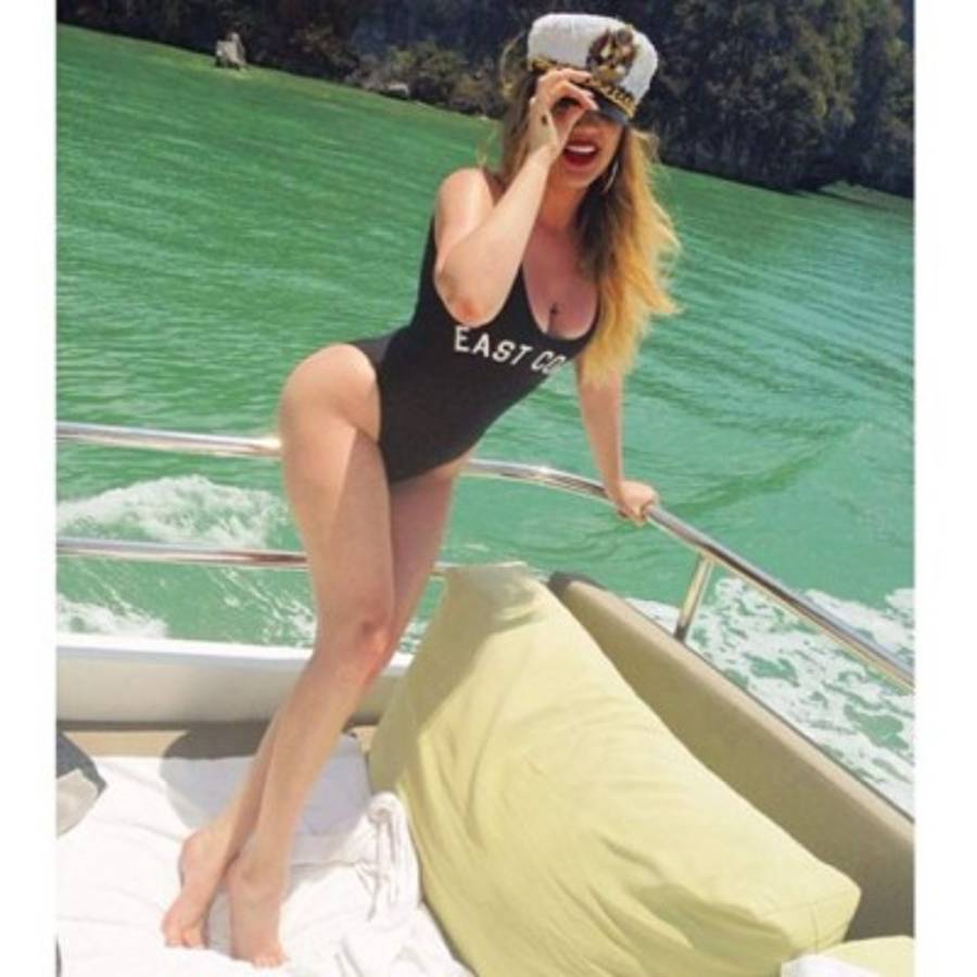 ¡De infarto! Las 11 fotos subidas de tono de Khloe Kardashian