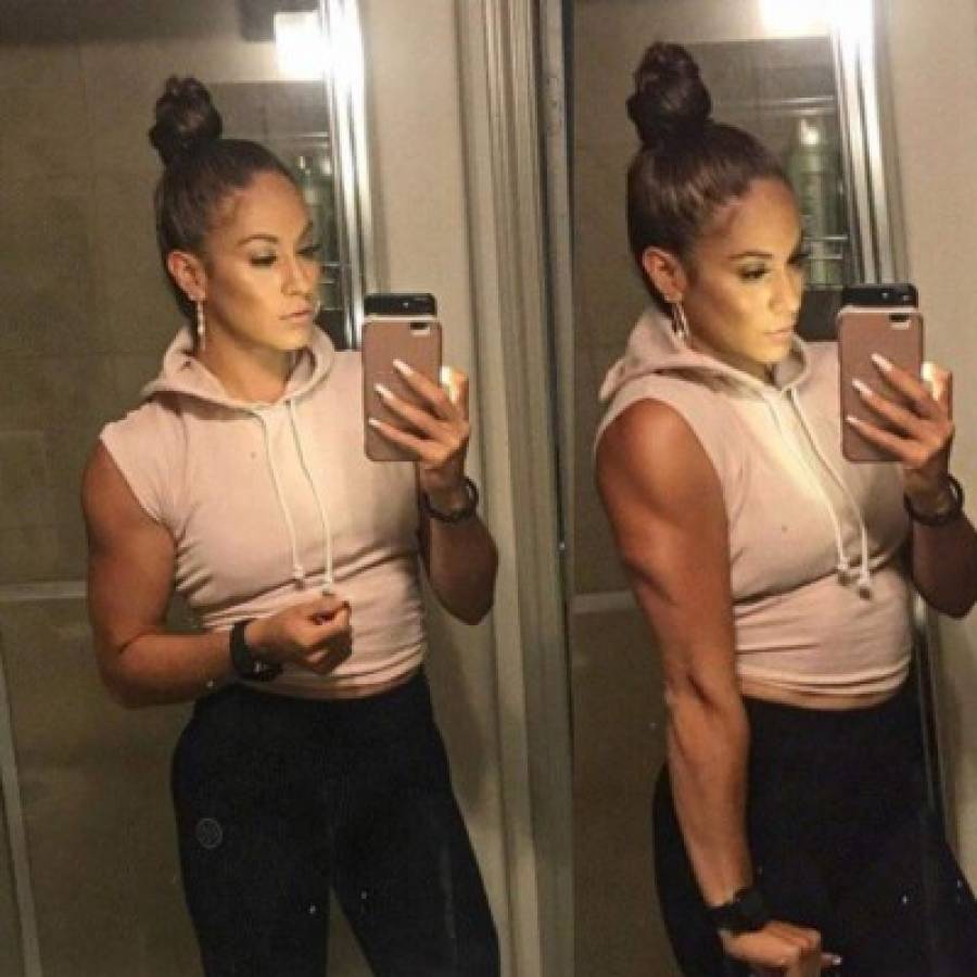 FOTOS: Modelo fitness causa gran impacto por su gran parecido a Jennifer Lopez