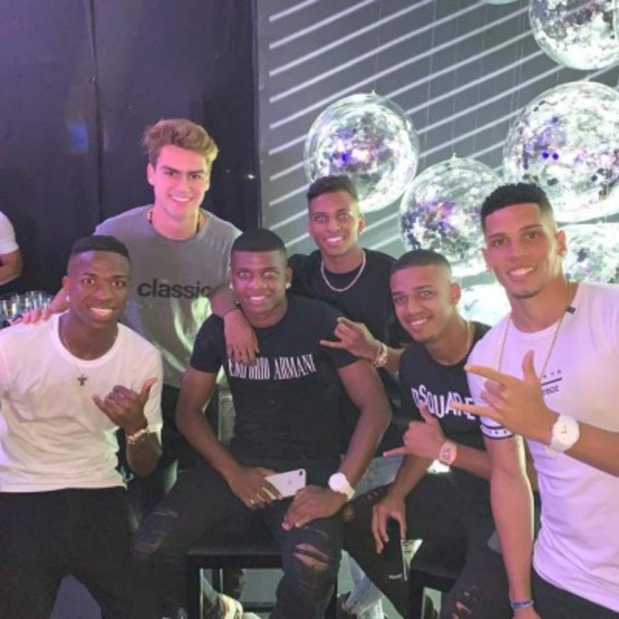 Mujeres bellas, jugadores y famosos: La desenfrenada fiesta de cumpleaños de Vinicius Jr.