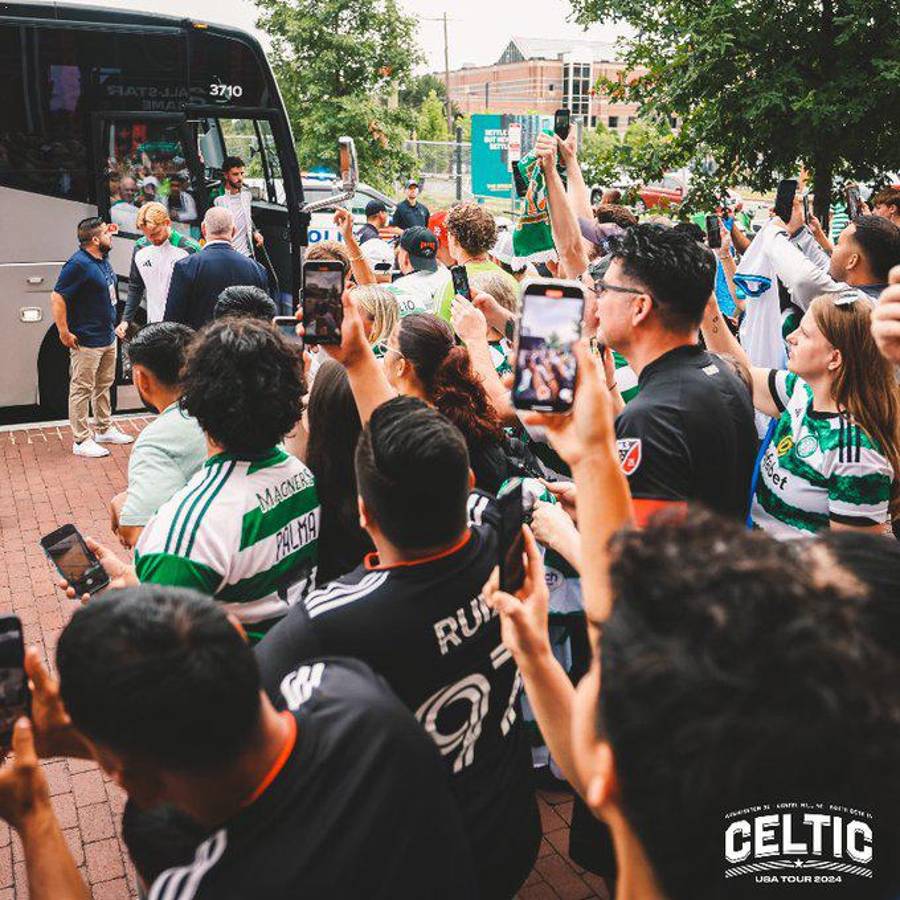 Luis Palma es sorprendido por hondureños en el duelo entre Celtic vs DC United en Estados Unidos