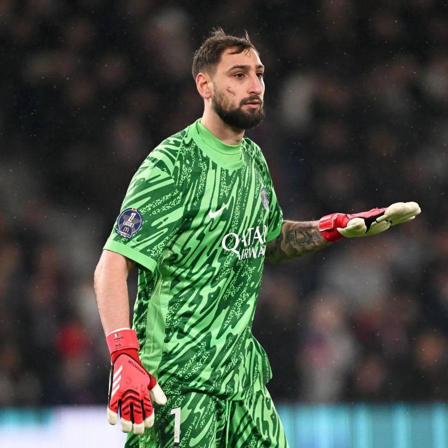 Hansi Flick lo borró del Barça y Neymar sacude el mercado; sorpresiva salida en PSG y Raúl Asencio es noticia