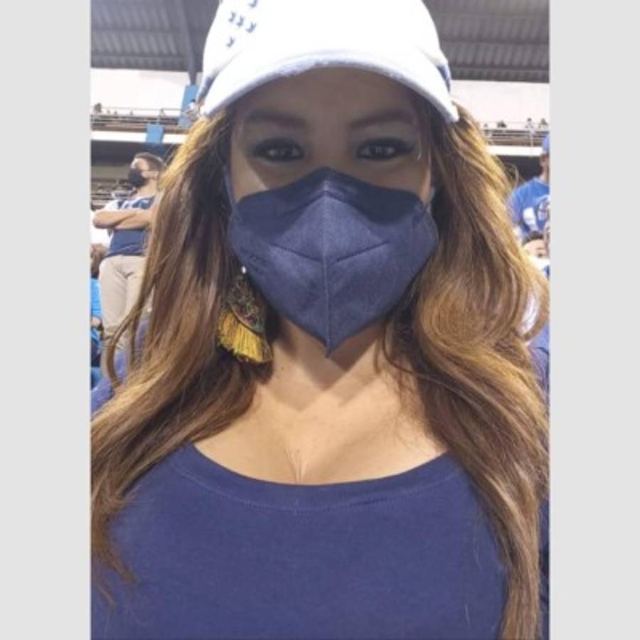 Fotos: así es Melissa Andino, la guapa periodista que no se le quedó callada en la polémica pelea de Orlando Ponce Morazán