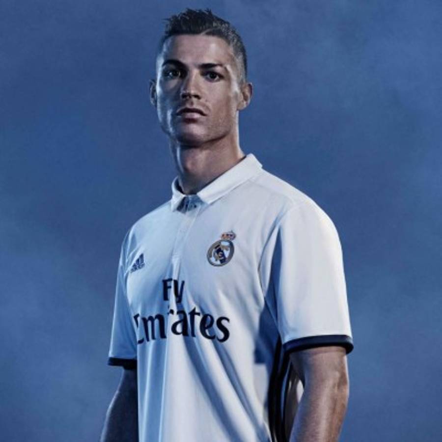 Real Madrid presenta su nueva equipación para la temporada2016-17