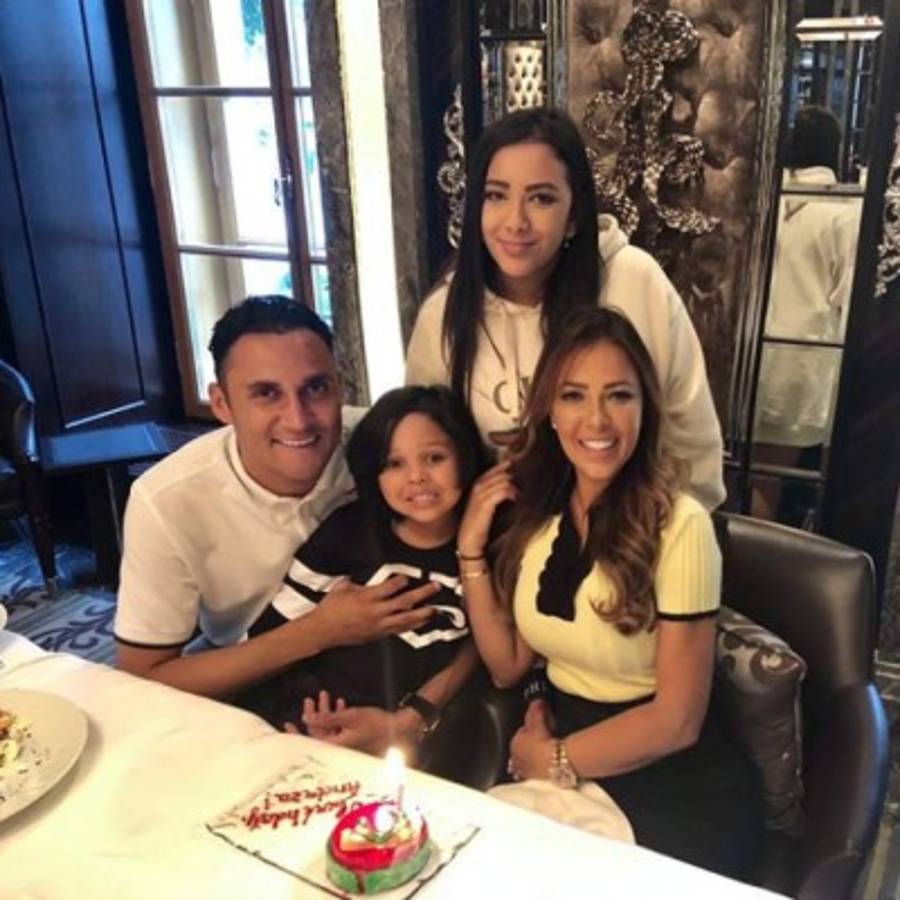 Andrea Salas celebró su cumpleaños junto a Keylor Navas en pleno mundial