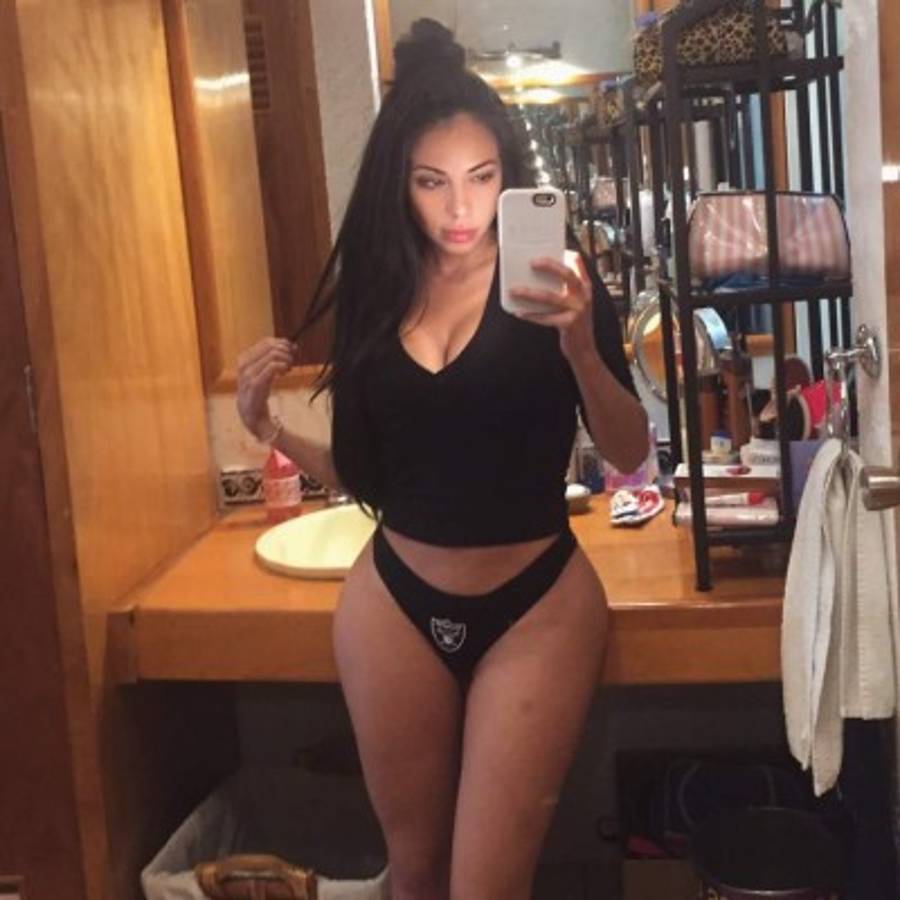 ¿De Chivas o Raiders? Cómo se mira más sexy la explosiva Jimena Sánchez