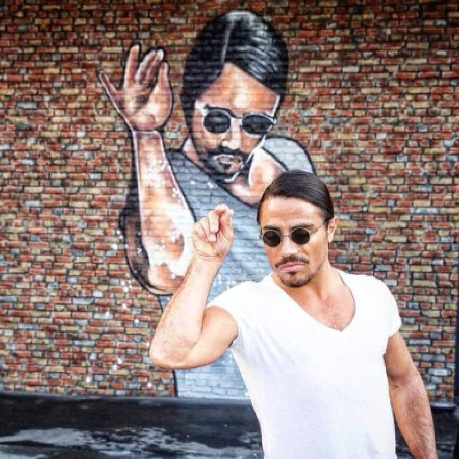 Salt Bae el famoso chef y fenómeno viral de redes sociales visitado por futbolistas