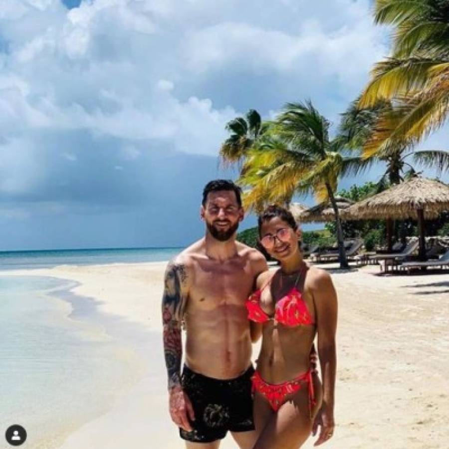 Fotos: Antonela Rocuzzo deslumbra con su cuerpazo en las vacaciones junto a Messi