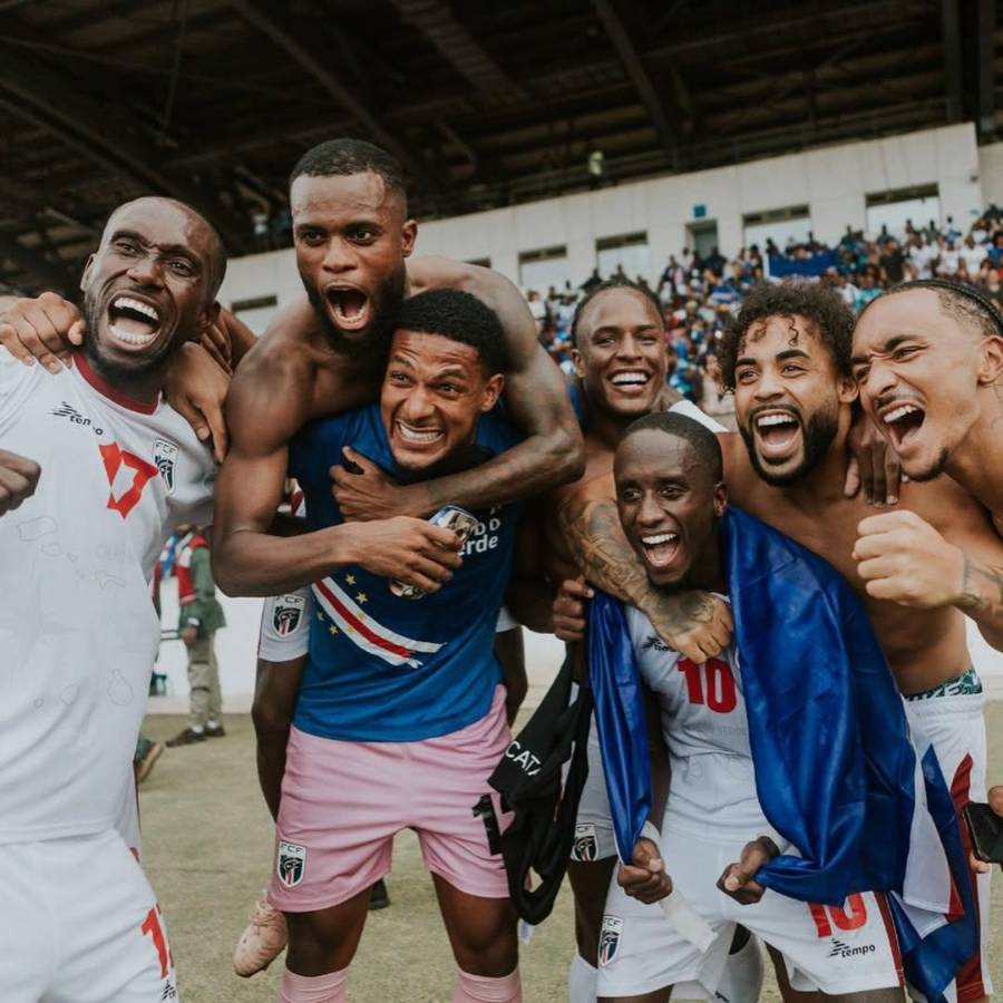 Cabo Verde visitó los mercados y la locura tras clasificar al primer Mundial de su historia: ¡festejaron como el Real Madrid!