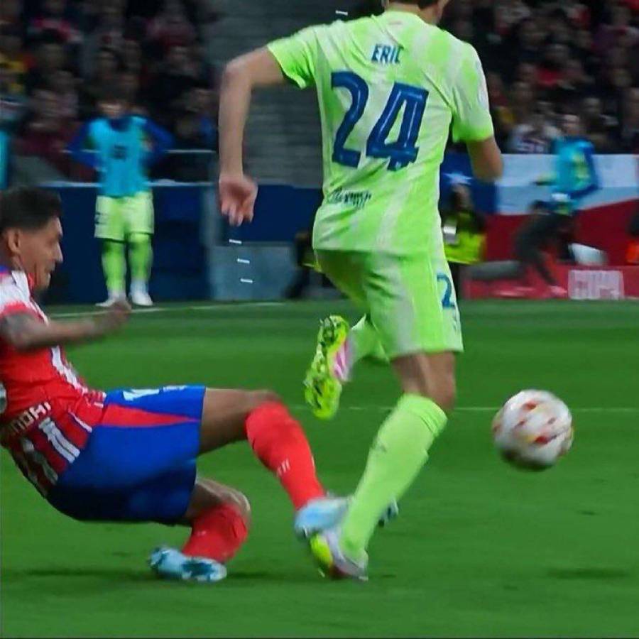 Lamine Yamal acabó con sangre, patadas del Atlético y la cábala que le falló a Simeone; Szczesny sigue invicto